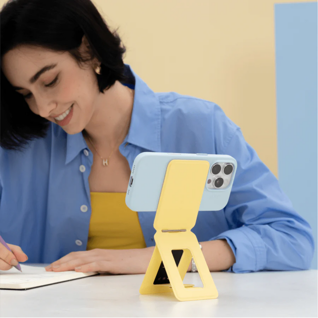 MOFT Snap Phone Tripod Stand MOVAS™ MagSafe Compatible