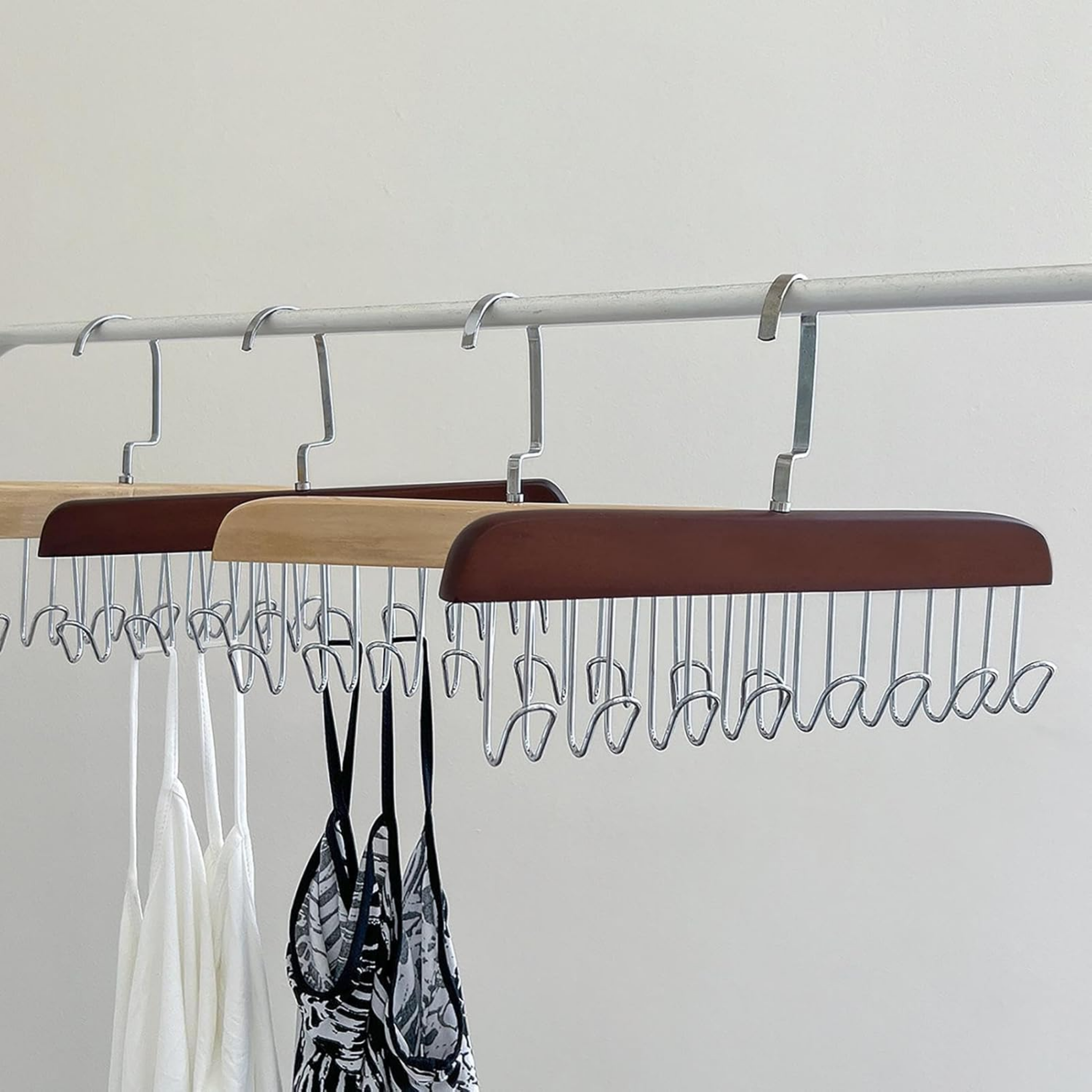 8 Hooks Nonslip Wooden Clothes Hanger for Shawl, Tie, Bra, Belt, Cap and Scarf