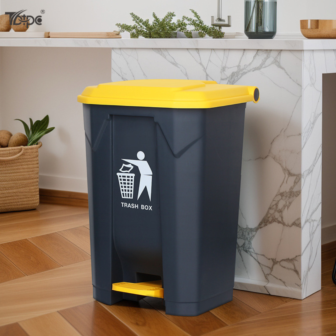 Large Capacity Garbage Bin Trash Can with Lid & Foot Pedal