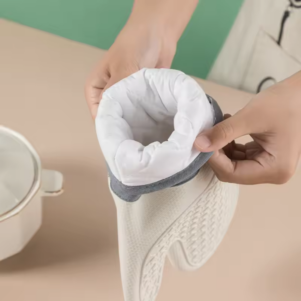 Thick Silicone Non-slip Heat Resistant Hand Glove for Microwave Oven (1 Piece)
