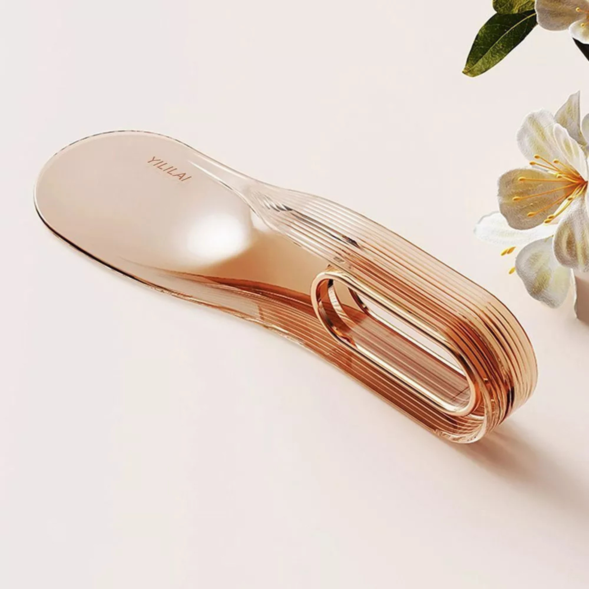 Mattress Lifter for Bed with Lip, Bed Making Tool