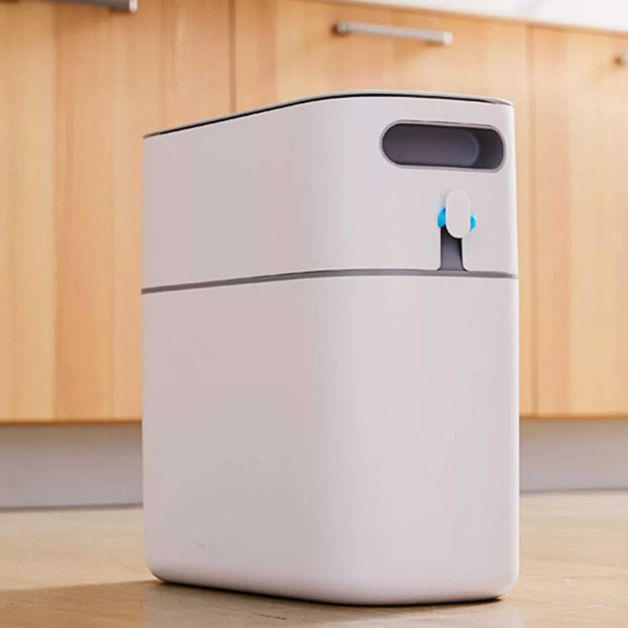 Ecoco Narrow Space Press-type Trash Can, Household Garbage Waste Bin